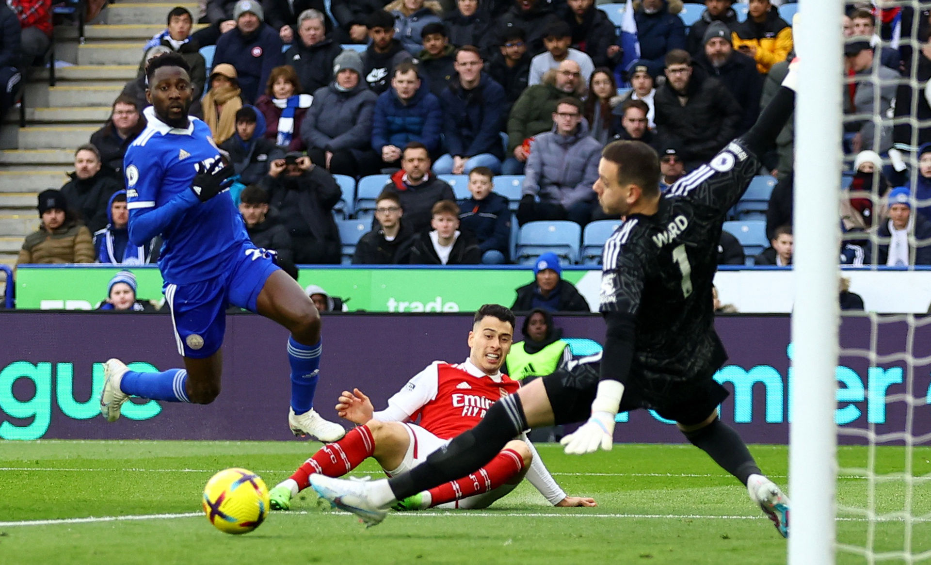 施覆盖面逐 施覆盖面逐