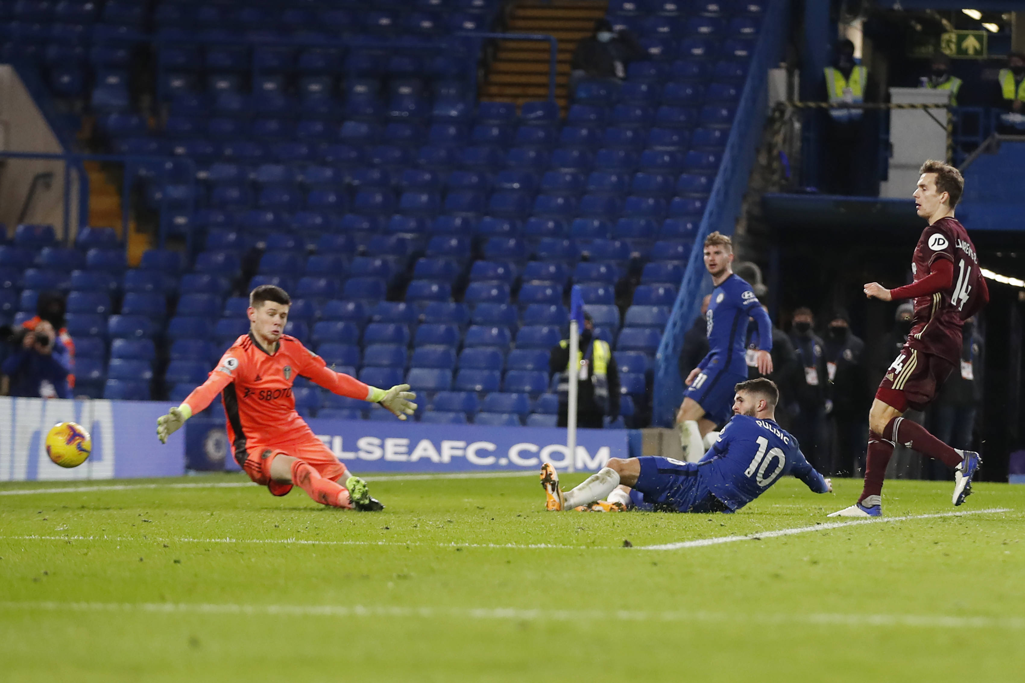 了两位超级 了两位超级